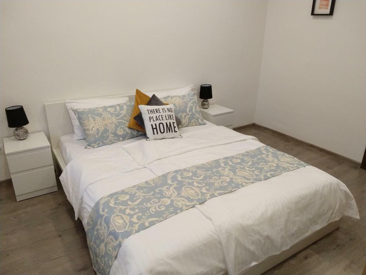 Center City Apartment II Nitra Ngoại thất bức ảnh